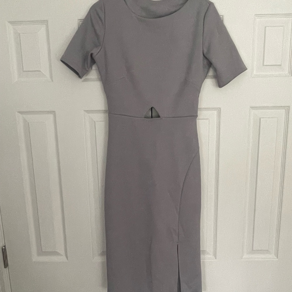 Grey open back cut out dress. NWT. Size 8.